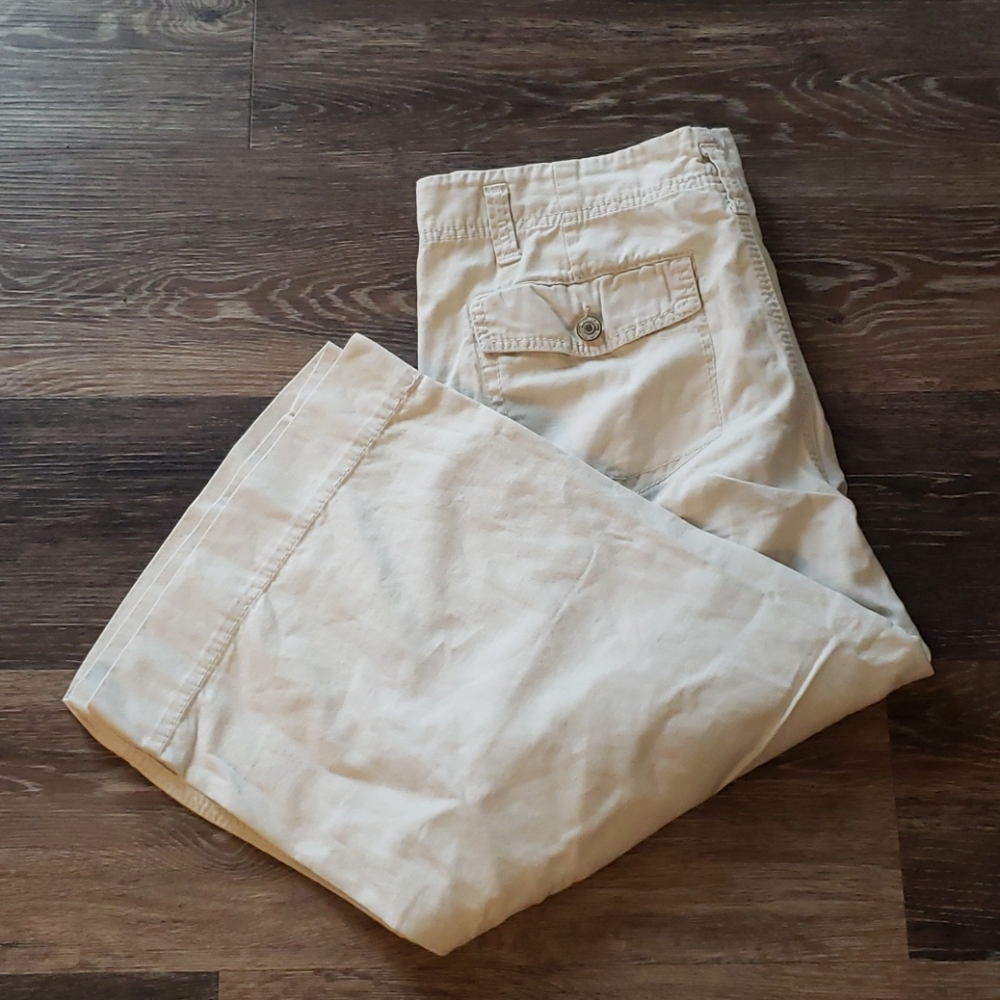 Calvin Klein Capris